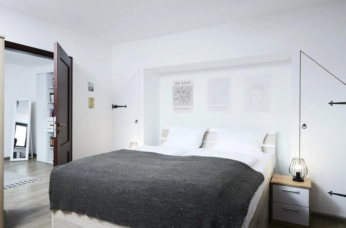 Ferienwohnung Gentilburg Und Gaertnerhaus Aschaffenburg Apartment